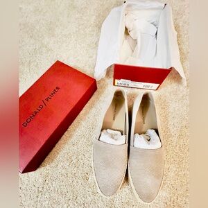 DONALD PLINER Slip on Shoes, Size 8.5 in Neutral Matte Gray **BRAND NEW IN BOX**
